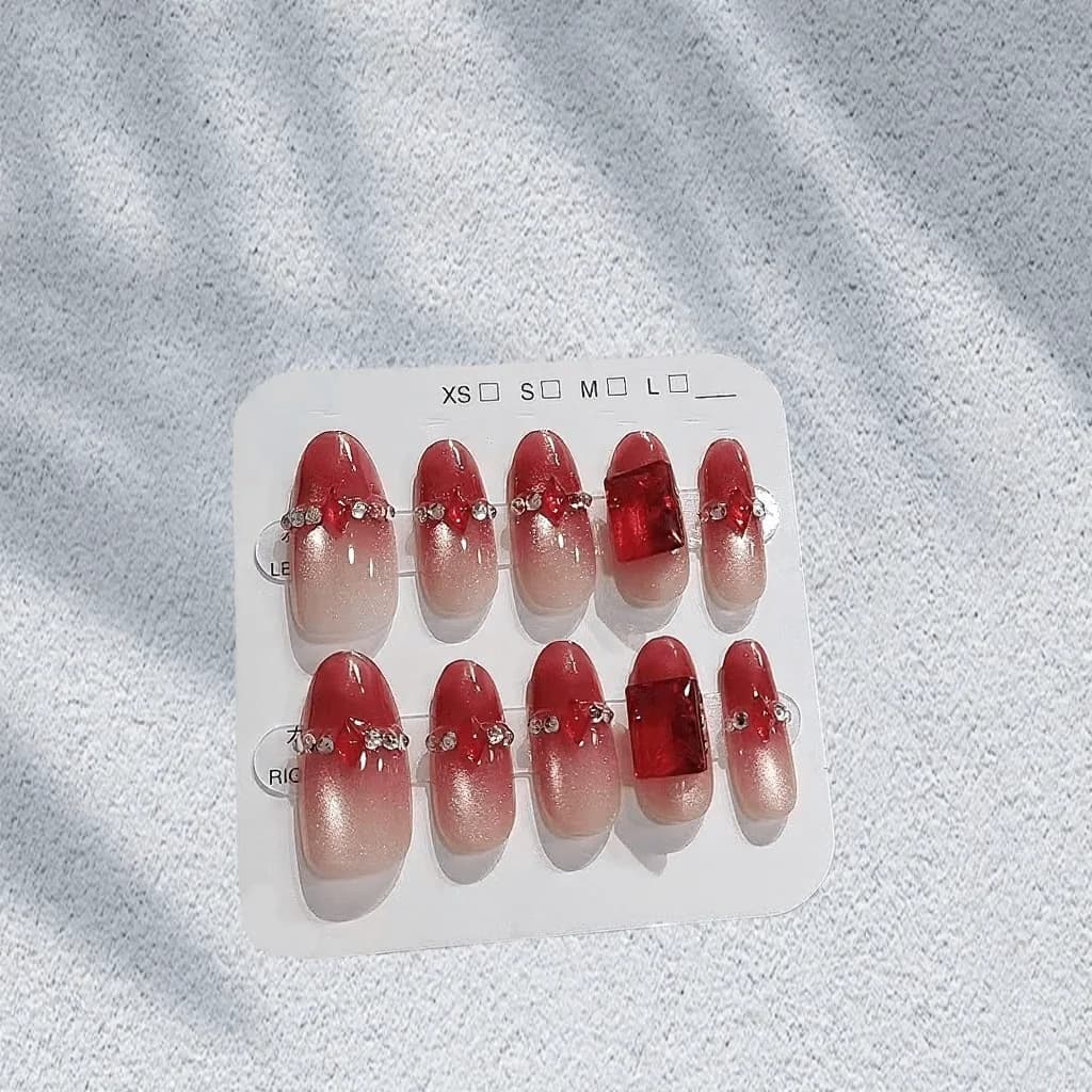 Kuku Palsu Cat Eye Berlian Merah Bentuk Oval Sederhana 30 Keping