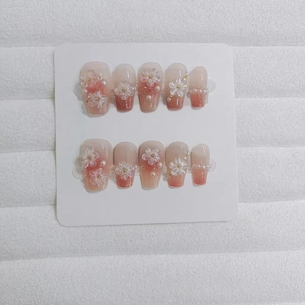 Kuku Palsu Corak Bunga Bentuk Coffin Pendek Reka Bentuk Blush Comel 10 Keping