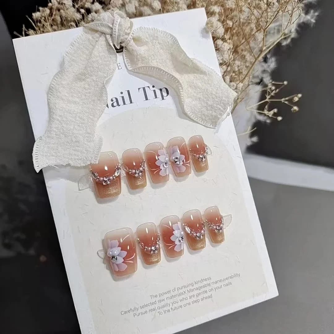 Kuku Palsu Mata Kucing Floral dengan Reka Bentuk Bintang