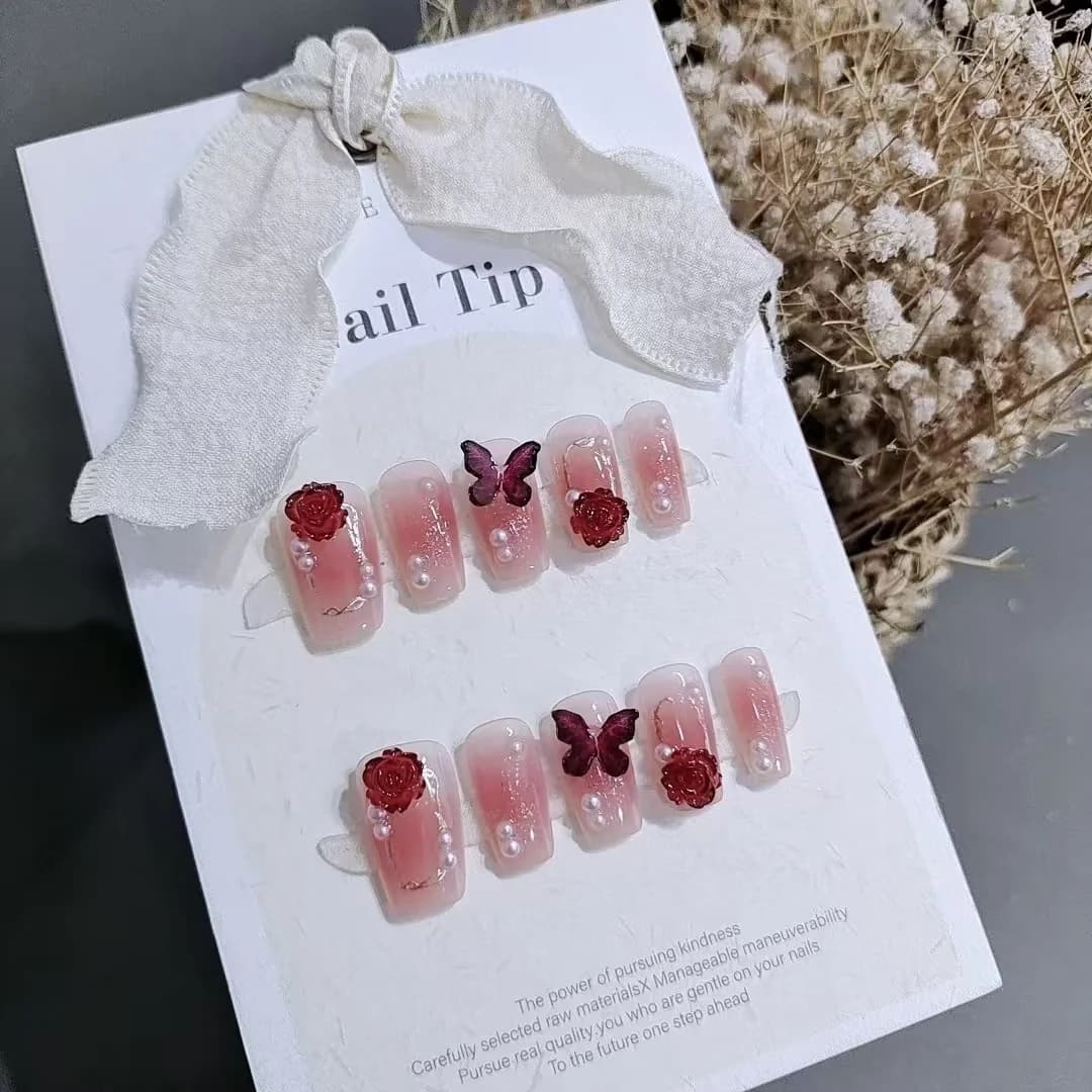 Kuku Palsu Pendek Bentuk Coffin Ombre Plum Blush Corak Bunga 10 Keping