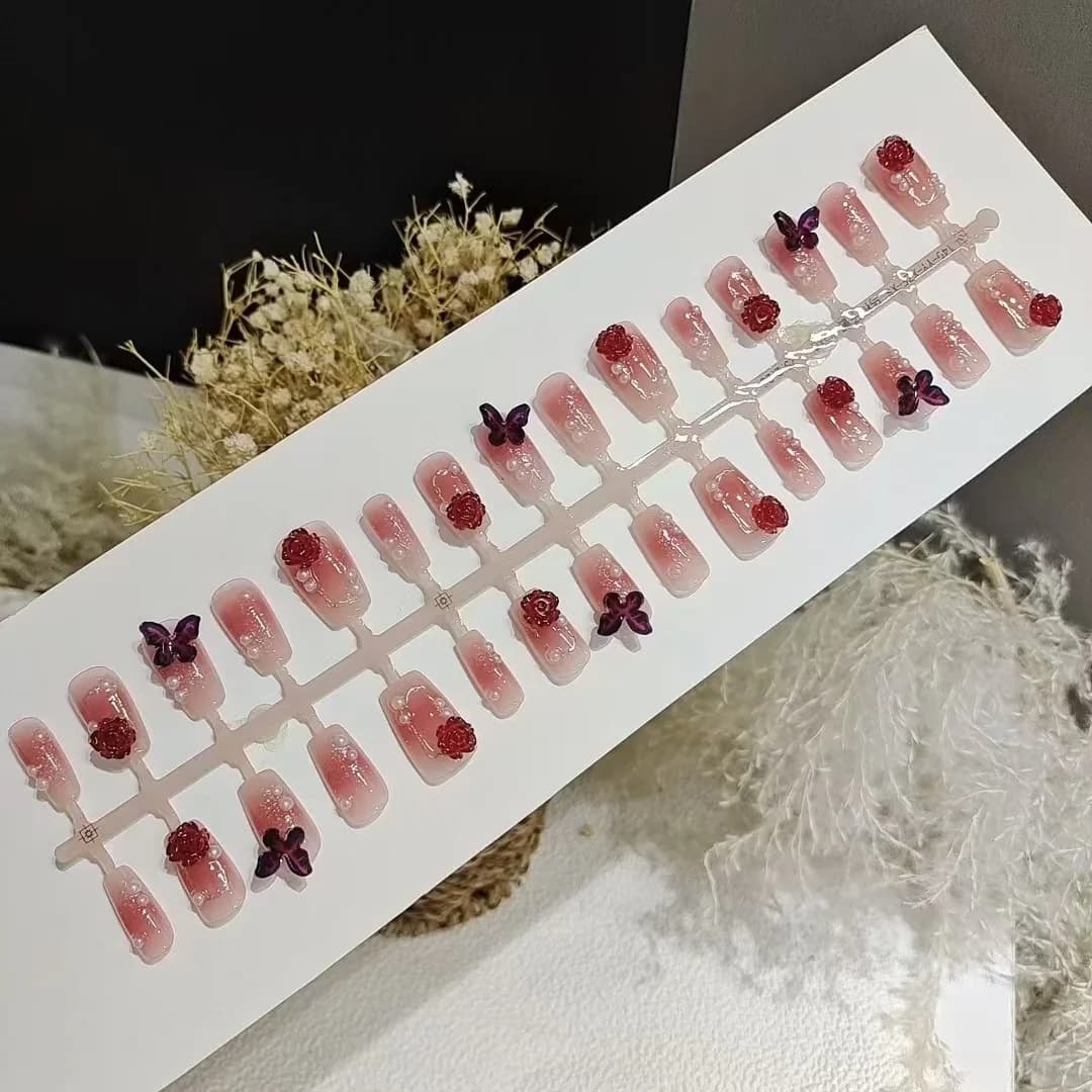 Kuku Tekan Corak Rama-Rama Bunga Blum Plum, Bentuk Coffin Pendek 30 Keping